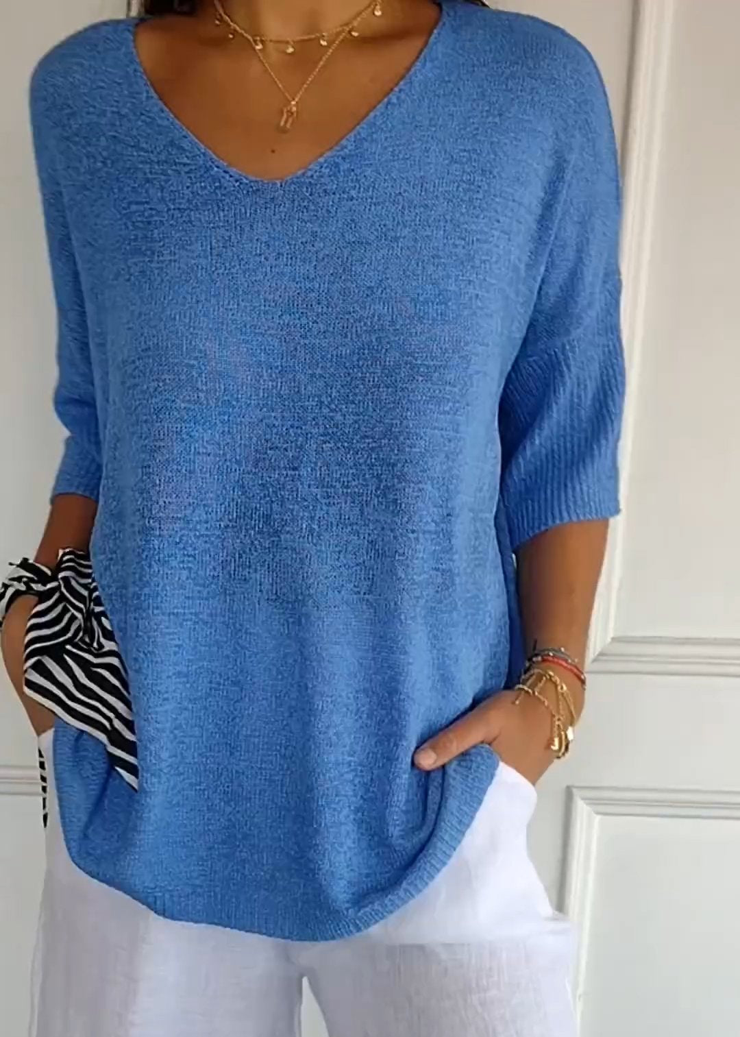 Élise | Top Intemporel à Col V